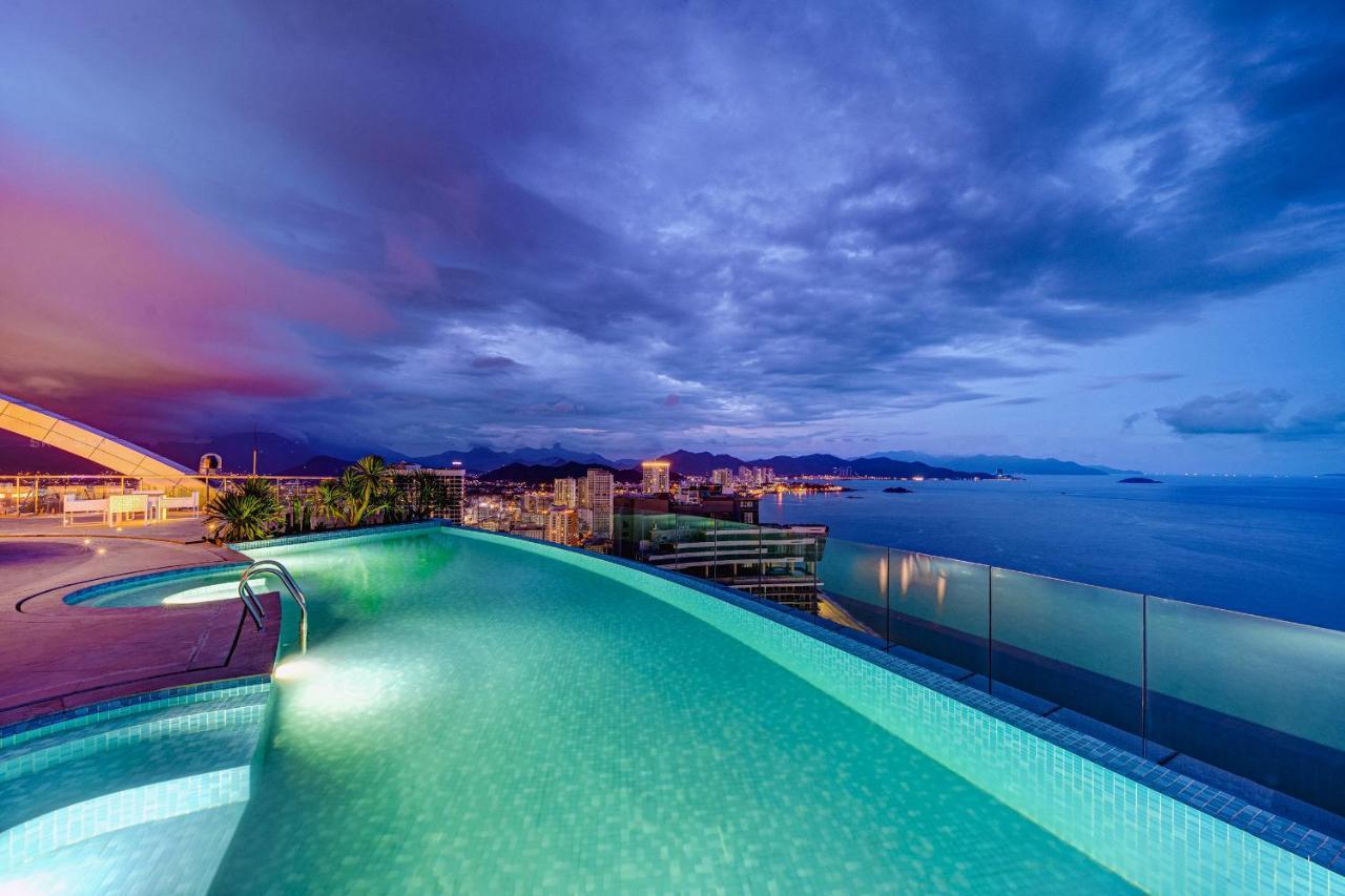 Luxury Condo Nha Trang By Seagroup Exterior photo